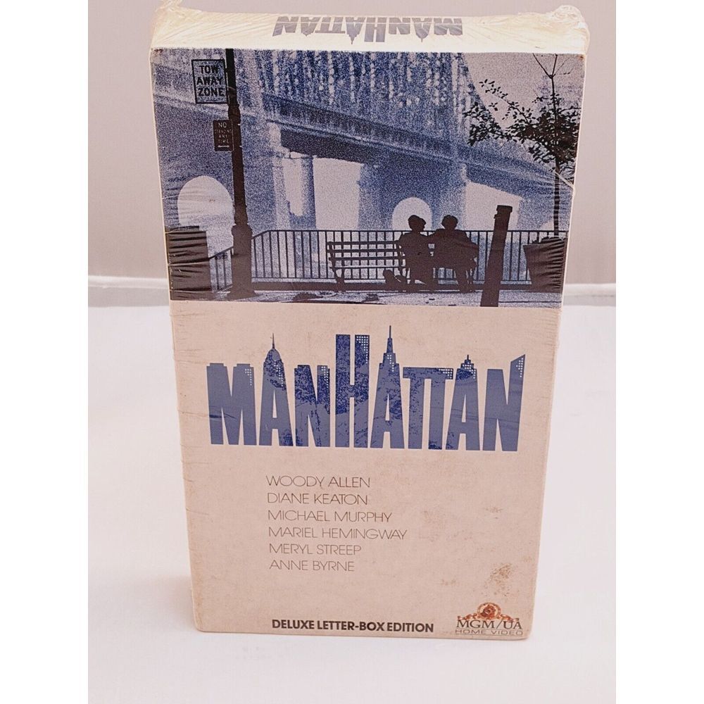 Manhattan (VHS, 1990, MGM, B&W) Woody Allen, Diane Keaton - Brand New / Sealed